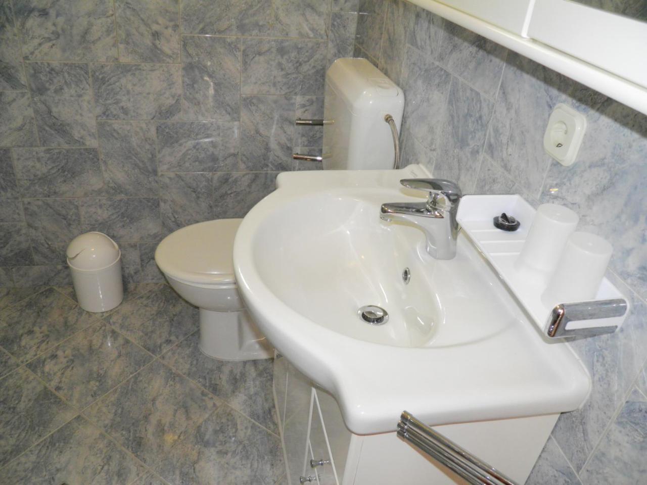 Apartments Pintar Zarok Baška Eksteriør bilde