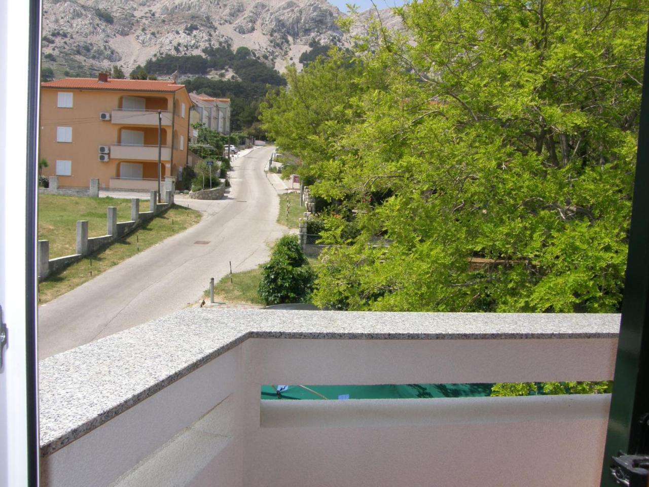 Apartments Pintar Zarok Baška Eksteriør bilde