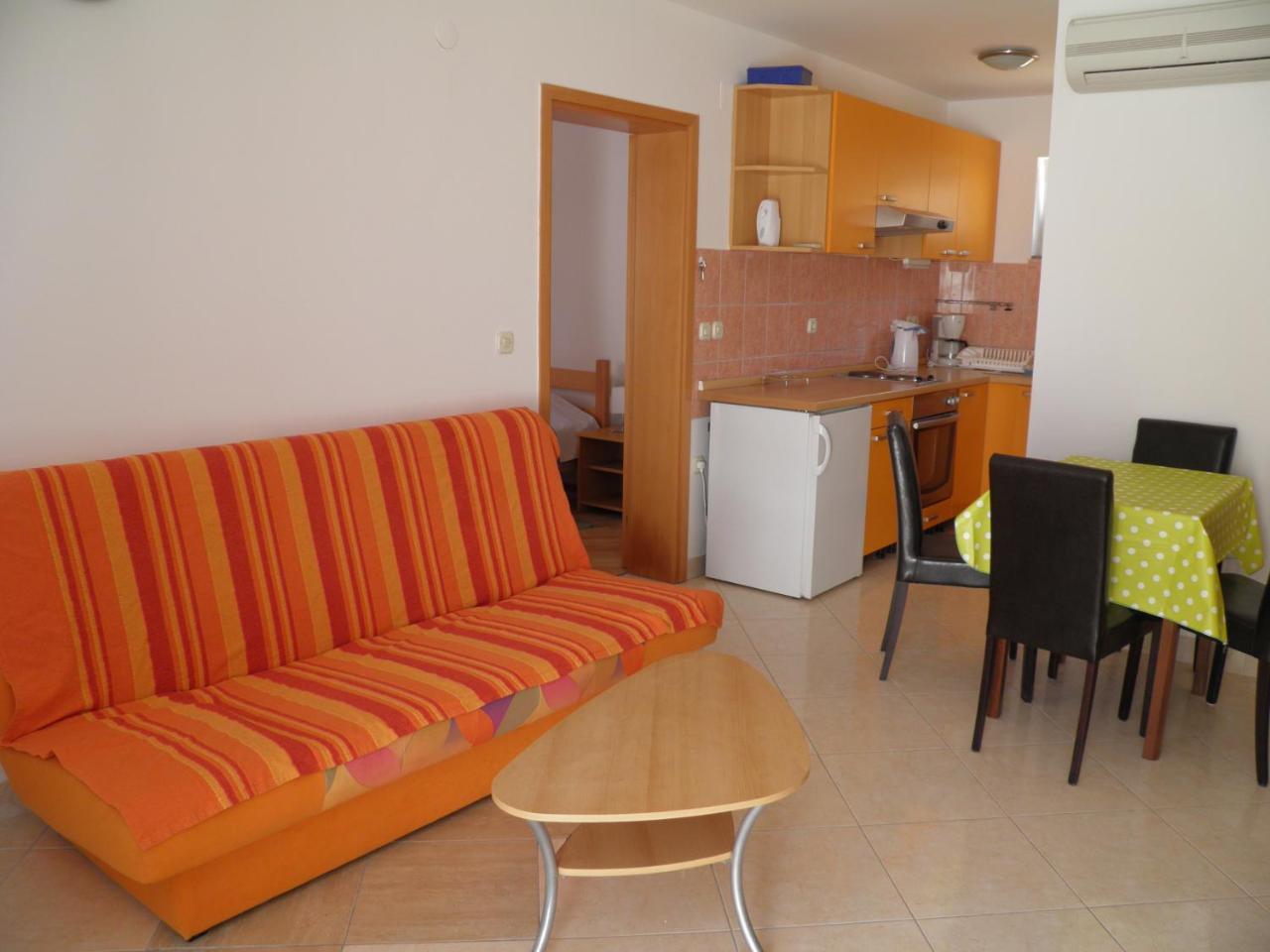 Apartments Pintar Zarok Baška Eksteriør bilde